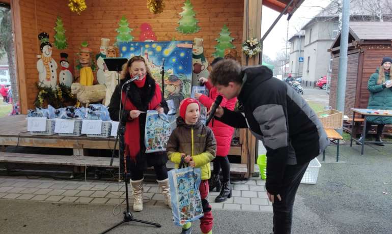 VÁNOČNÍ VÝTVARNÁ SOUTĚŽ „BETLÉM, JAK HO UMÍM JÁ!“